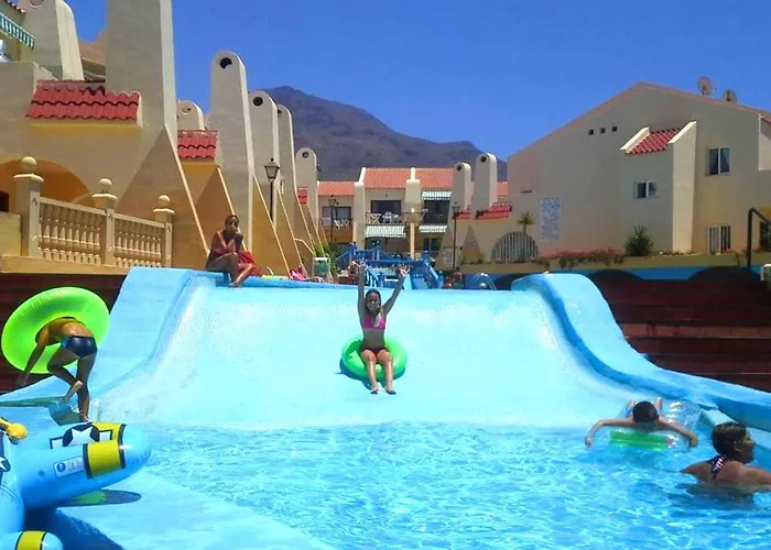 Apartmán Comfortable Next To The Pools