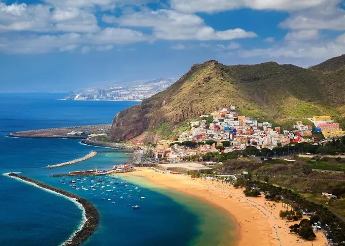 Comfortable Next To The Pools アパート