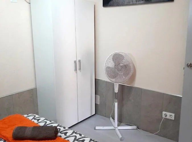 Апартаменты Comfortable Next To The Pools *