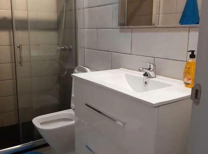 Comfortable Next To The Pools Апартаменты Адехе